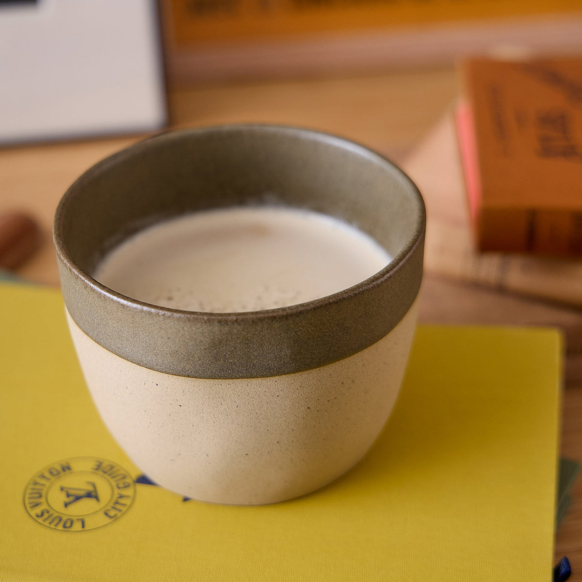 Areia Becher groß Olive